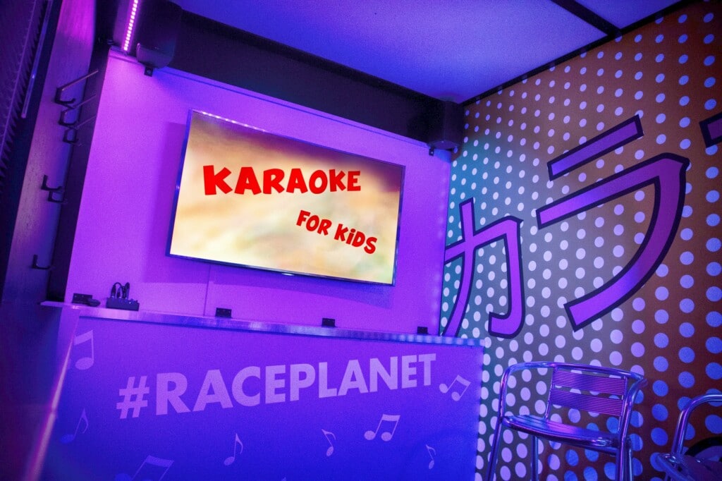 Kinderkaraoke voor kinderen bij Jimmy's Speelparadijs in Amsterdam.